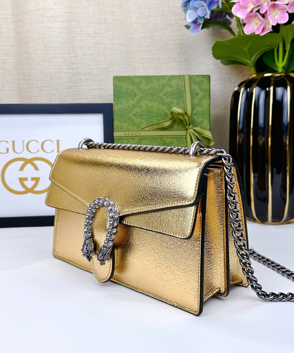 激安グッチバッグコピー側面デザイン